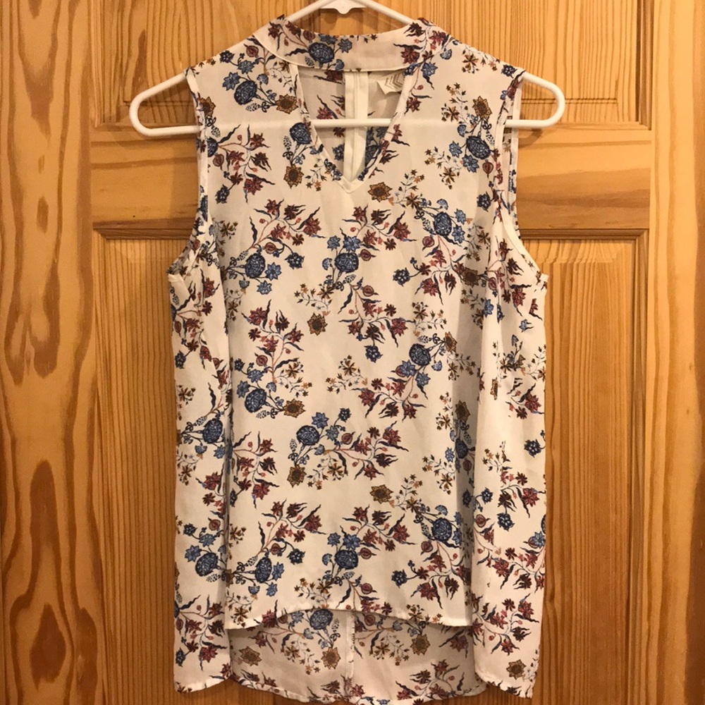 Flower blouse sleeveless
